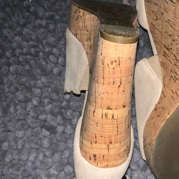 MARC FISHER SUEDE CORK ANKLE STRAP wedges WOMENS size 6 - mint ! - Picture 4 of 16